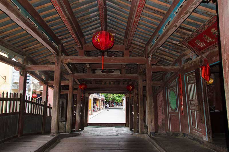 322 - Vietnam - Hoi An - puente japones - interior